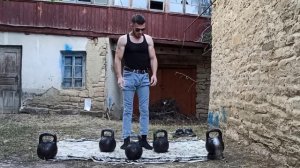 Жим Кролевского гири 32кг стоя на двух гирях!!!