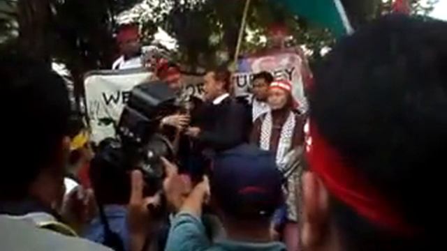 perhimpunan keamanan Amal Palestine смотреть онлайн