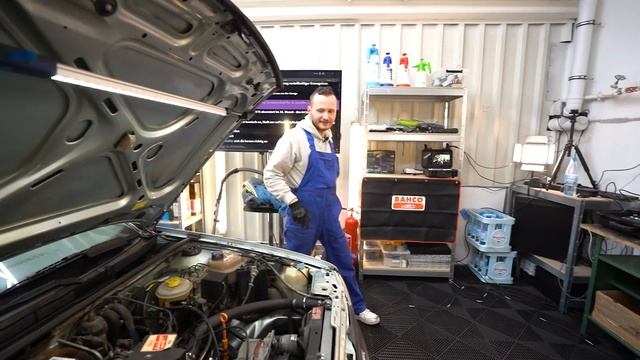 Micha SCHRAUBT an der Audi 80 Limo! (Erfolgreich) смотреть онлайн