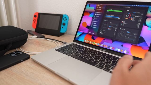 MacBook Pro M1 Спустя ГОД Износ SSD, Аккумулятор, Хватает ли 16 Gb