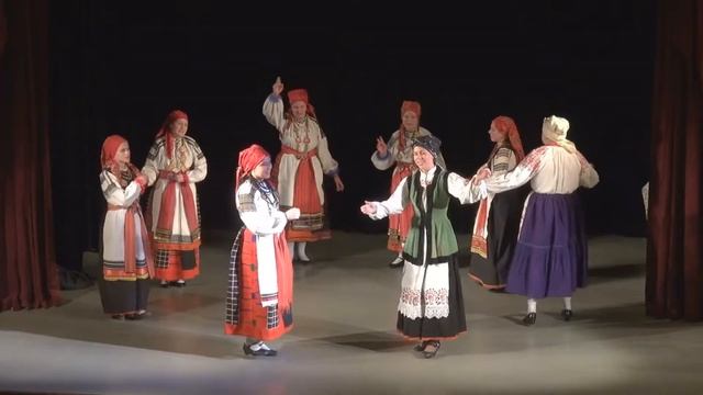 Ох, да сяду я во лодку, заиграю "Молодку"... смотреть онлайн