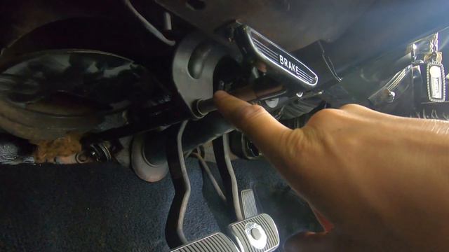Park brake handle replacement - 1965-1966 Mustang смотреть онлайн