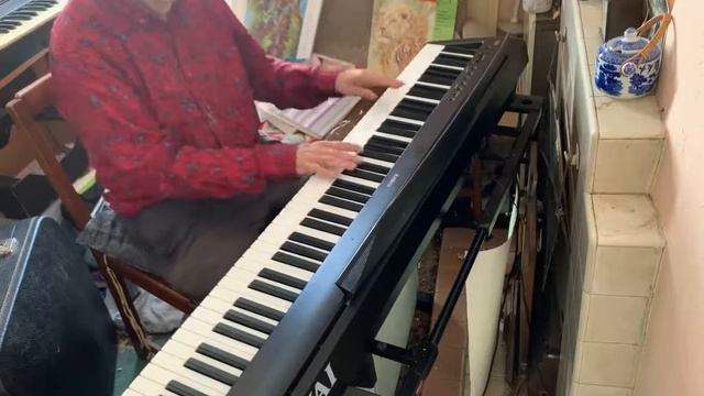 Wives and Lovers by Bacharach on Kawai ES110 Alex Govier смотреть онлайн
