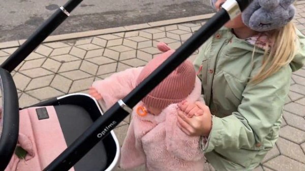 НИКА СДЕЛАЛА ПЕРВЫЕ ШАГИ. НИКА ЛАЙФ