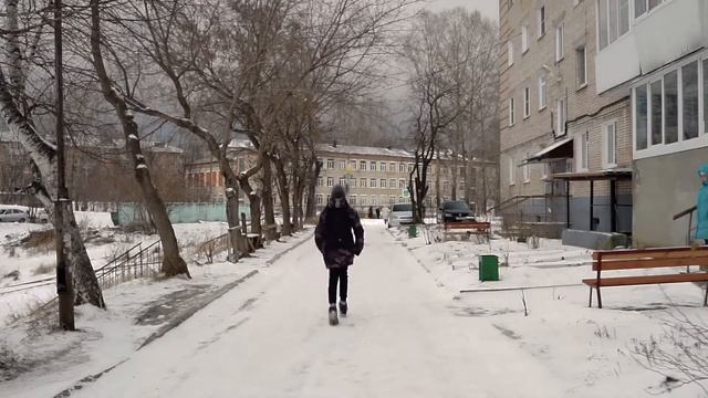 Социальный ролик по ПДД для школьников.Правила перехода дороги. смотреть онлайн