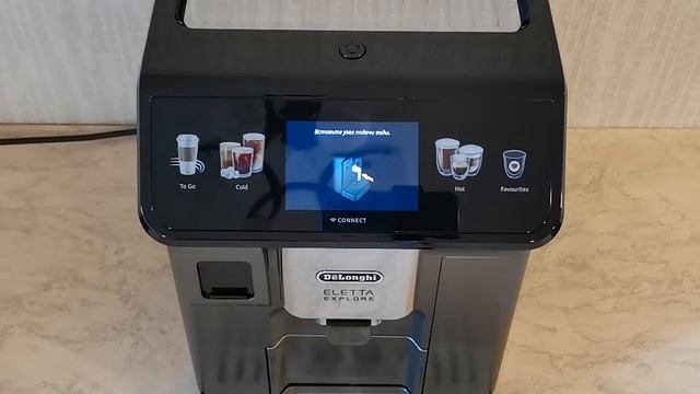 Delonghi Eletta Explore: первое включение смотреть онлайн