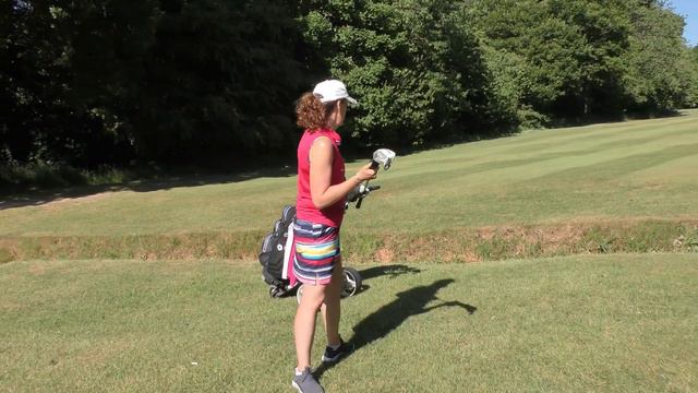 Mr vs Mrs - Bing Bang Bong Challenge - 5 Holes смотреть онлайн