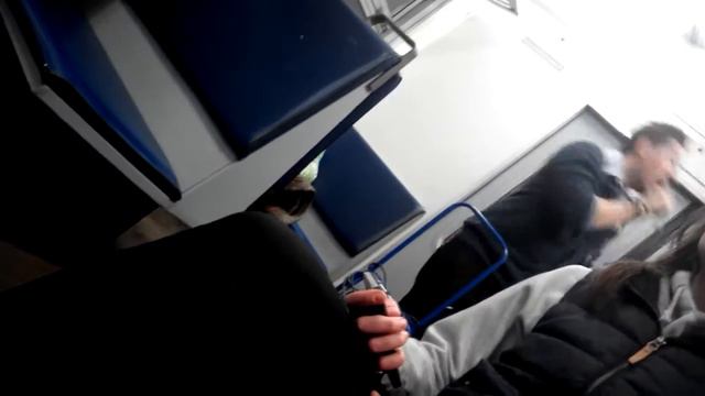 Песни в электричке. смотреть онлайн