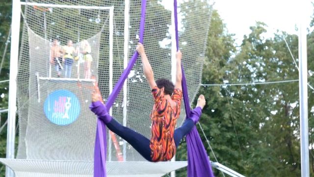 Фестиваль Воздушной Гимнастики Трапеция Yota 2016 - 5 - 4K LX100 смотреть онлайн