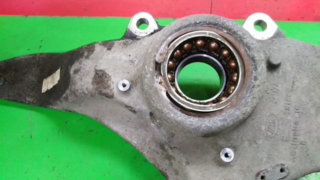 Замена переднего ступичного подшипника. RR L405. смотреть онлайн