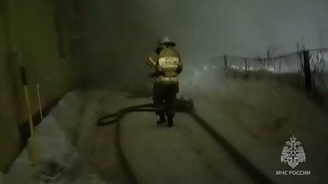 ??? 25 января в с. Барда неравнодушная соседка спасла трех людей на пожаре смотреть онлайн