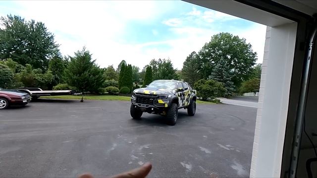 I’m Buying The 2023 Colorado zr2! Sorry TOYOTA Fans... смотреть онлайн
