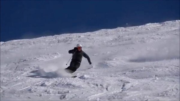 SKI INSTRUCTORS FREE SKIING