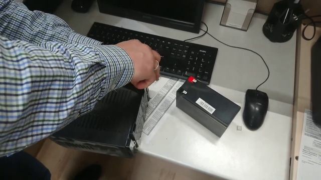 Apc back ups rs 500, disassembly and replace battery смотреть онлайн