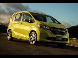 Honda Фрид  Проверка  Свечей и катушек зажигания