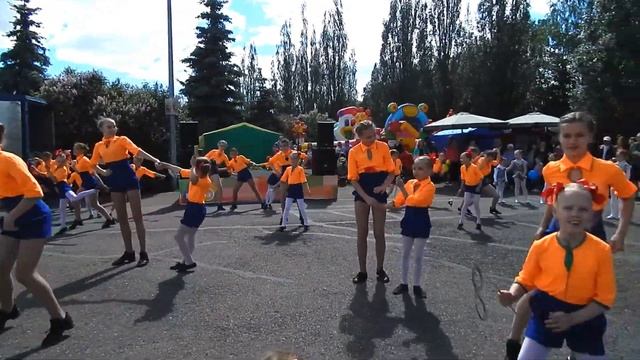 Детство. Коллектив современного танца "Кураж", Кемерово. смотреть онлайн
