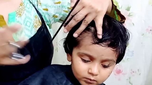 Girls hair cut//baby hair cut// hair cutting.. смотреть онлайн