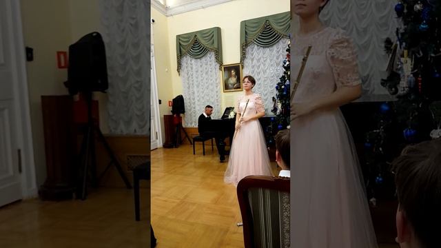 Шишлякова Варвара. В. Блодек Концерт ре мажор 3 часть смотреть онлайн