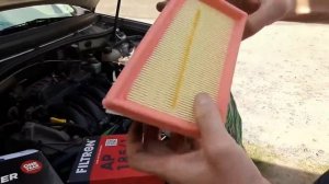 ЗАМЕНА ВОЗДУШНОГО ФИЛЬТРА РЕНО ДАСТЕР 1.6