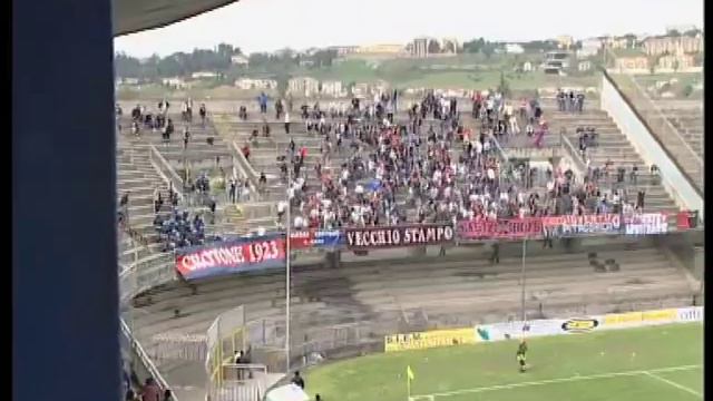 BENEVENTO CROTONE 2 a 1 higth ligth del 10 aprile 2004 смотреть онлайн
