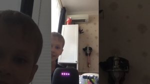 Пытаемся сломать яндекс алису