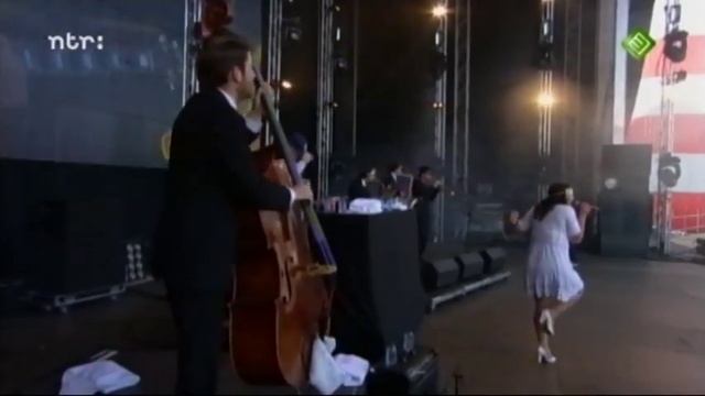 Caro Emerald - Back It Up