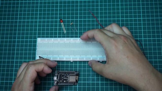 Nodemcu Dersleri ve Projeleri 2 : NodeMCU v3 ESP8266 CH340 vs CP2102 смотреть онлайн