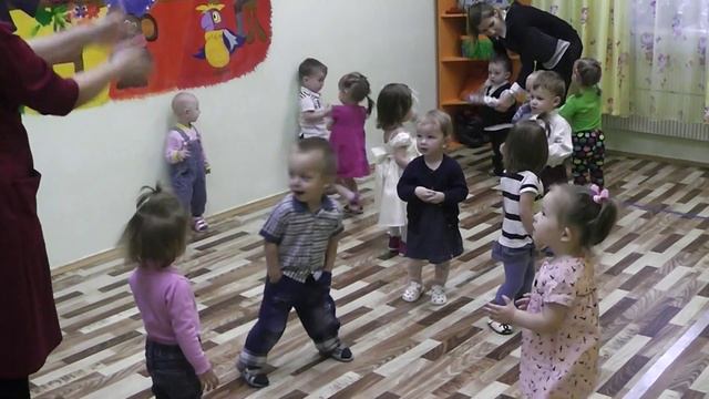 Музыкальное занятие. Посвященное "Дню матери". Ясли до 2х. смотреть онлайн