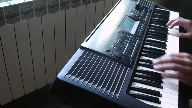 Zakochany klaun. Yamaha PSR-420 смотреть онлайн