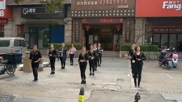 Смешной танец на открытии массажного салона в Китае, Шанхай. смотреть онлайн
