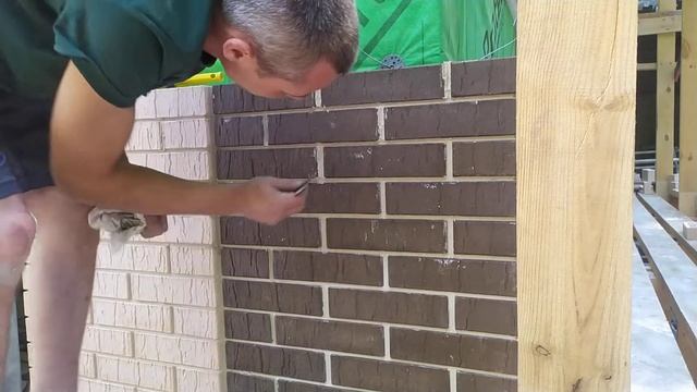 Расшивка кирпича.