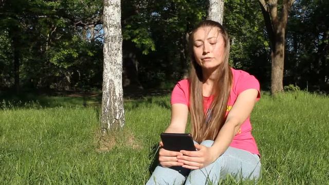 200 лет Карлу Марксу! Жители Крыма читают "Манифест коммунистической партии". Ксения Заплатинская смотреть онлайн