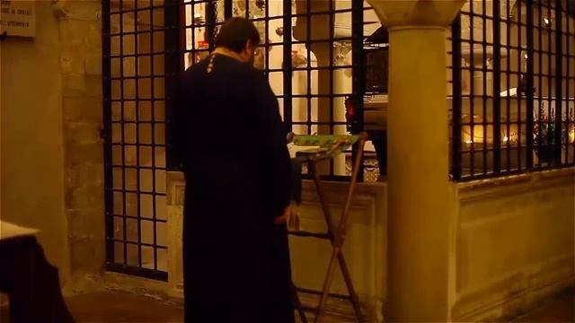 Акафист Николаю Чудотворцу в базилике Святого Николая в городе Бари, Италия смотреть онлайн