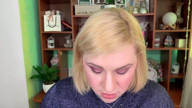 KVD BEAUTY | LOLITA | ПЕРВОЕ ВПЕЧАТЛЕНИЕ | смотреть онлайн