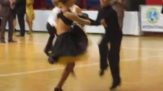 GRAND CUP 2010 Юниоры 1D Lat смотреть онлайн