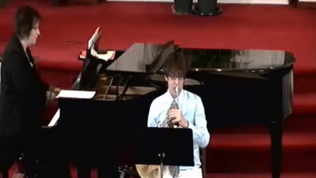 2 Strauss Horn Concerto - I Allegro смотреть онлайн