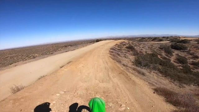 Kawasaki KLX300R — Test Ride & First Impressions! смотреть онлайн