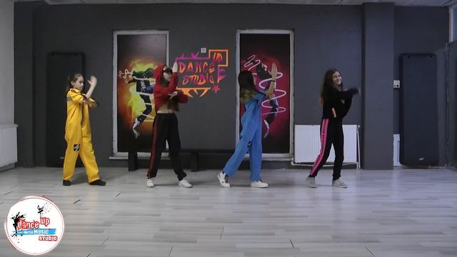 Just Dance Gameplay - Will.i.am ft. Justin Bieber: That Power easy kid dance / zumba choreography смотреть онлайн