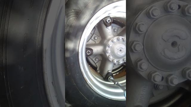 Затяжка гаек на задней ступице с Динамометрическим ключем смотреть онлайн