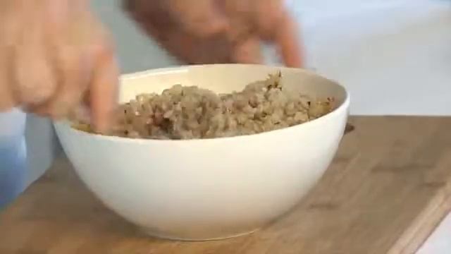 Пирожки из пресного теста с гречкой и курицей