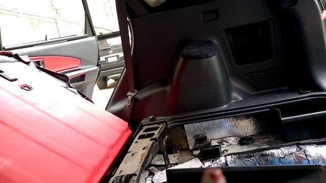 Разборка обшивок багажника Hyundai Tucson смотреть онлайн