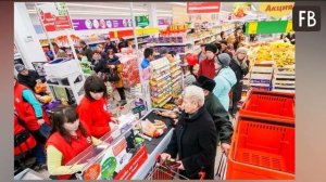 Кассир из «Пятерочки» раскрыла секрет, зачем они сами взвешивают фрукты на кассе