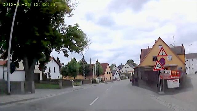 D: Steinheim an der Donau. Kreisstadt Dillingen. Ortsdurchfahrt. Mai 2013 смотреть онлайн