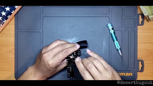 Miniature Guns: 1:2.05 Scale Colt Python Revolver смотреть онлайн