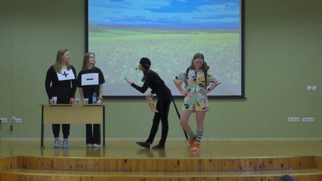 "В стране невыученных уроков" (творческий проект восьмиклассников NPG) смотреть онлайн