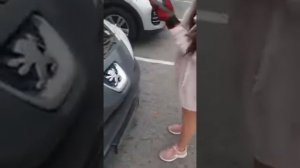 Как проверить уровень масла в Пежо