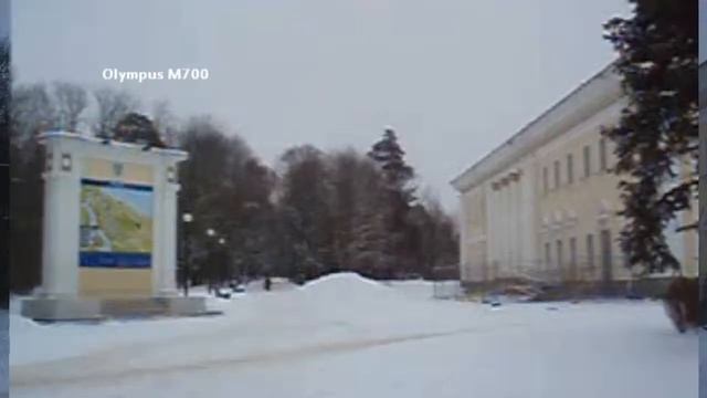 Olympus M700 Vs. Olympus VH-210