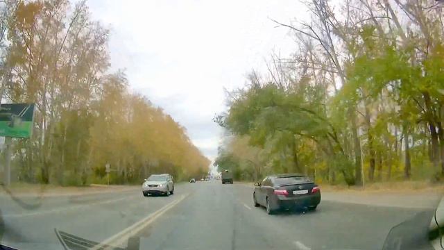 Поездка на автомобиле от дач "Лесные Зори" в Тюмень смотреть онлайн