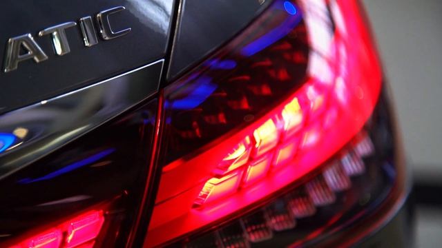 «Мерседес-Бенц» Е-Класс в АВИЛОН смотреть онлайн