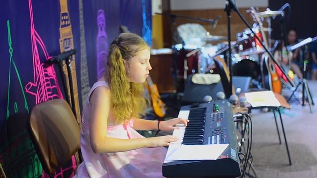 Go Messenger SmileLandСamp2018 смотреть онлайн